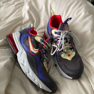 Nike air 270 react